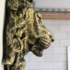 Leeuwenkop voor aan de wand