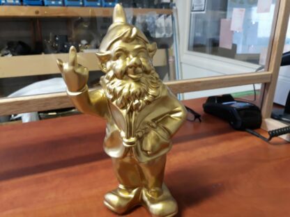 kabouter met middelvinger goud
