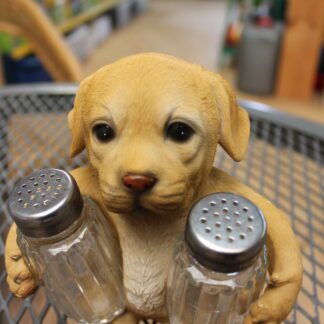 Peper zoutstelletje hond