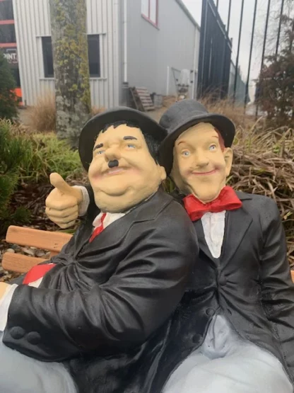 Laurel en Hardy op bankje - Afbeelding 4