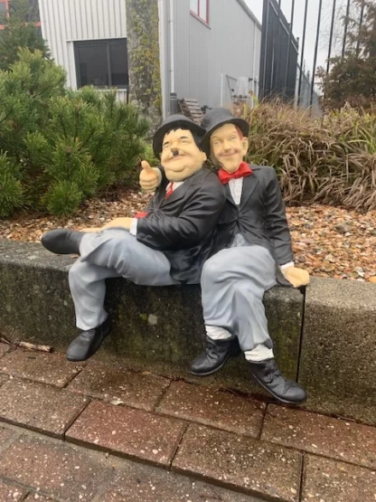 Laurel en Hardy op bankje - Afbeelding 5