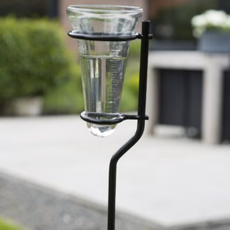 Nature glazen regenmeter op steel